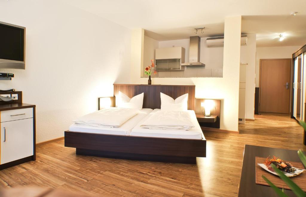 Serviced Apartments Kurpfalzhof Oftersheim Room photo