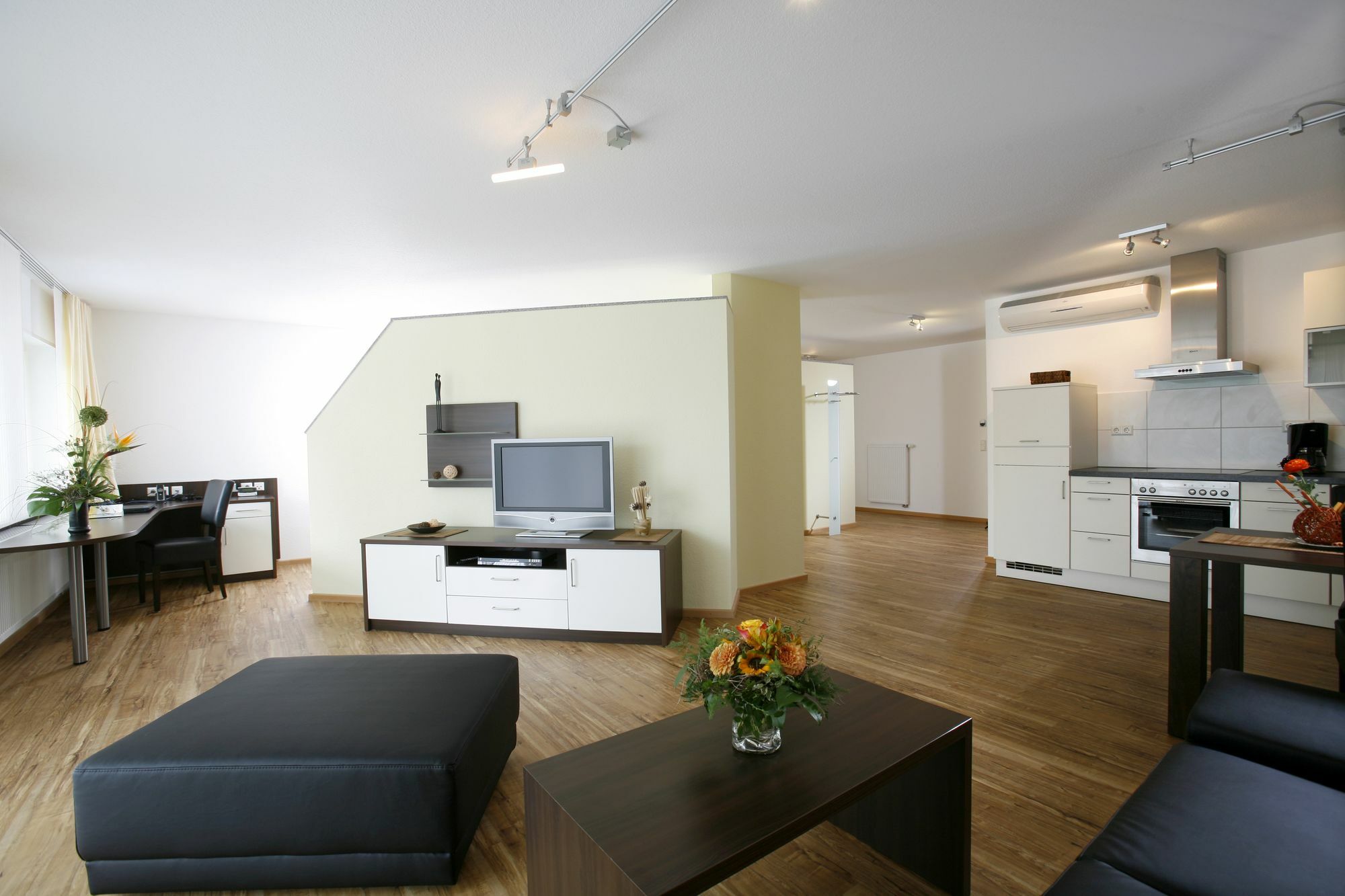 Serviced Apartments Kurpfalzhof Oftersheim Exterior photo
