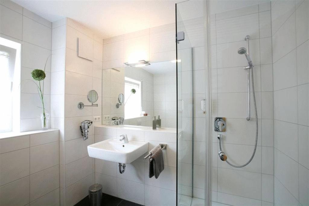 Serviced Apartments Kurpfalzhof Oftersheim Exterior photo